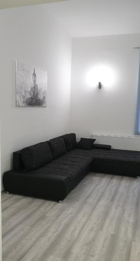 Belvarosi Apartman 2 Apartment Miskolc Exterior photo