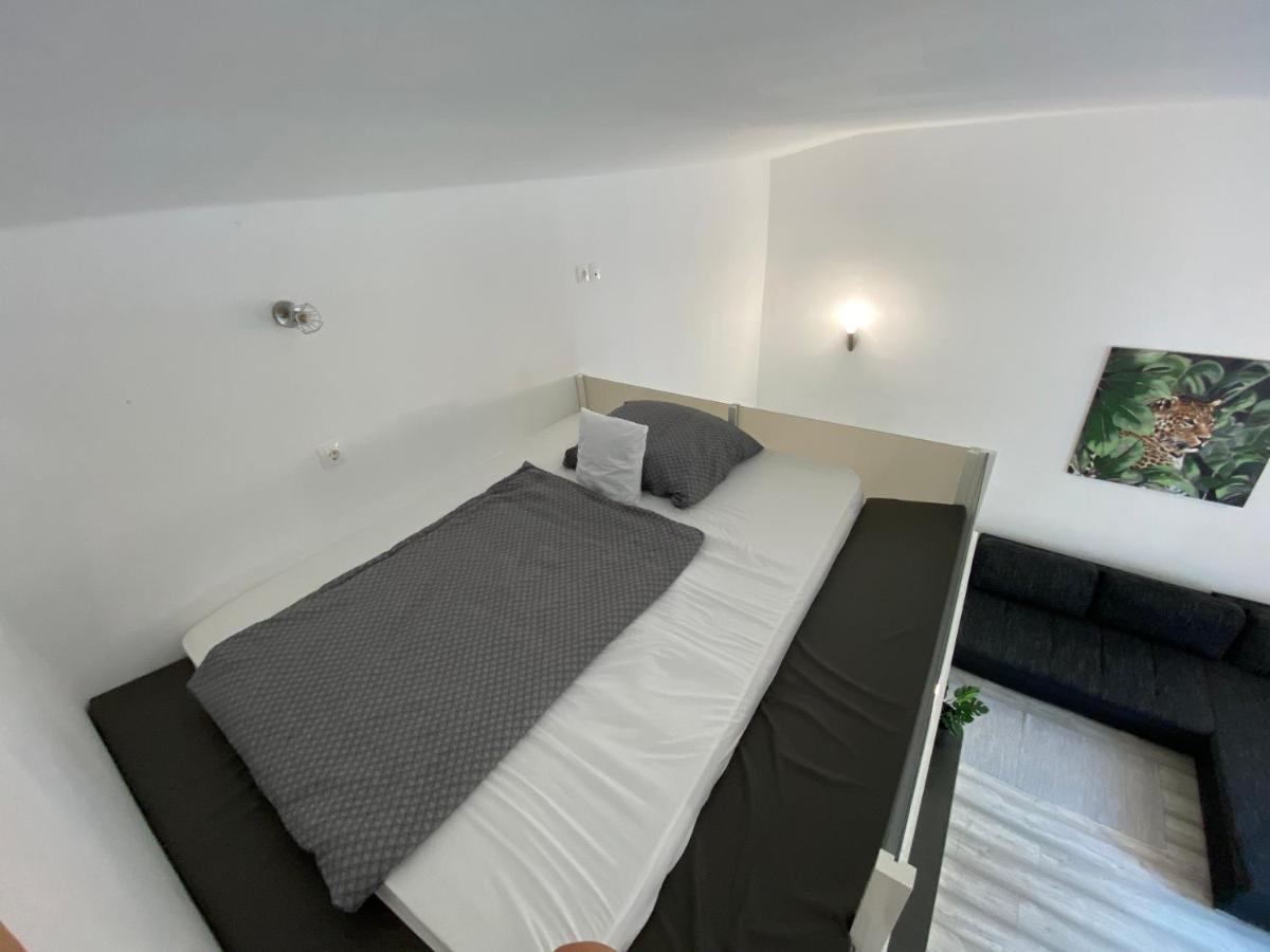 Belvarosi Apartman 2 Apartment Miskolc Exterior photo